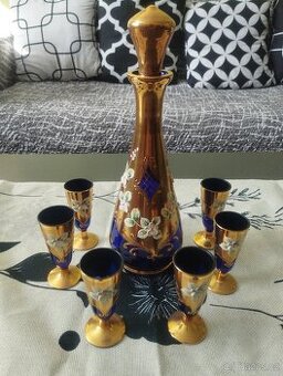 Souprava karafa a 6 panáčků