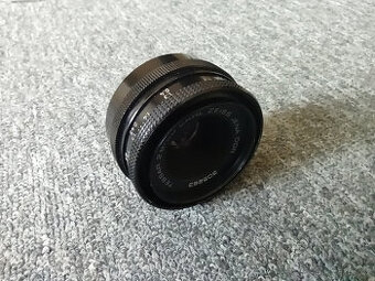 Objektiv Carl Zeiss Jena 50, f2,8, závit M42