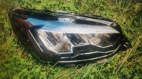 PEUGEOT 208 FULL LED PRAVÉ PŘEDNÍ SVĚTLO.