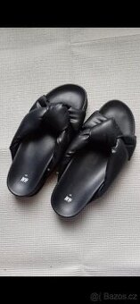H&M pantofle - 1