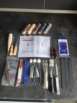 Nástroje na šití kůže (34 ks)