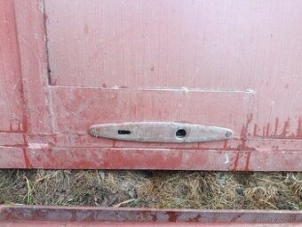 Garážová vrata. Dvou křídla. Pozor sleva