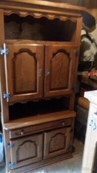 Rustikální nábytek