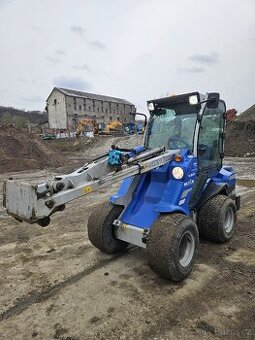 Multione s525t jak Avant. Kloubovy nakladac teleskopicky