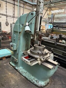 Svislá obrážečka ST 250