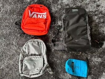 Batoh/ ruksak aj na cestovanie