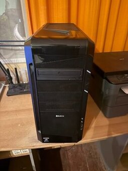 PC/INTEL XEON/RAM 8GB/HDD 120GB/HDD 1TB/GPU 2GB/WIN11