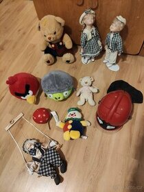 Plyšák, Angry Birds, hasičská helma, panenka