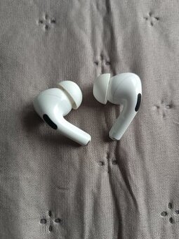 Predám Apple AirPods Pro 1. generácia (Magsafe púzdro) - Na - 1