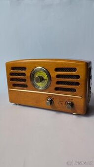 Retro rádio Hyundai RA302SUD – nové, nepoužité