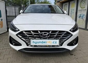 Hyundai i30 1.5-FASTBACK-ZÁRUKA-AUTOMAT