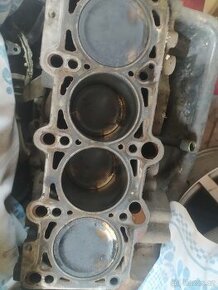 Motor 1.8t AUM