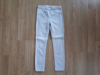 JEGÍNY • NATAHOVACÍ DŽÍNY • SKINNY KALHOTY • H&M vel. 134