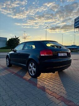 Audi A3 1.6 75kw - benzín