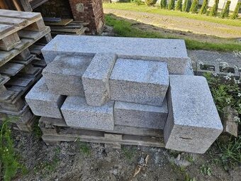 Žulové obruby