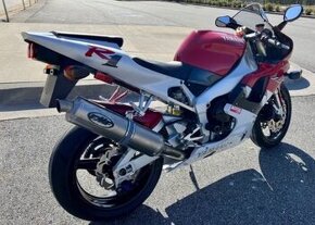 Yamaha yzf R1