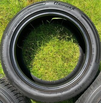 Gripmax 225/50R18 SureGrip Pro Winter-VELMI DOBRY STAV