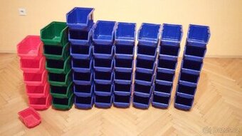 Prodám plastové boxy