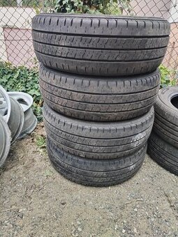 Pneu 195/60 R16C - 1