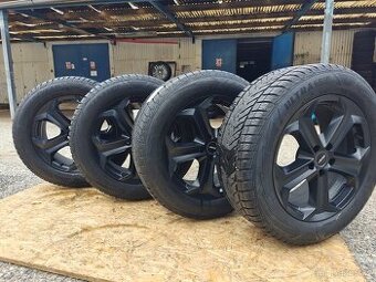R18 BMW X5 Zimní sada kol AUTEC + GOODYEAR ULTRA GRIP