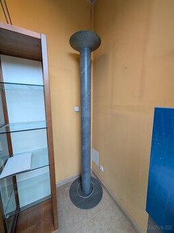 Designový kovový světelný sloup 230 cm – stojací lampa