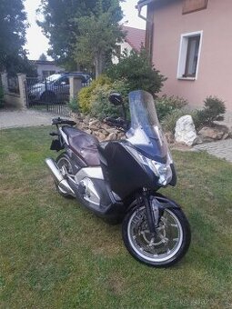 Honda Integra nc700D