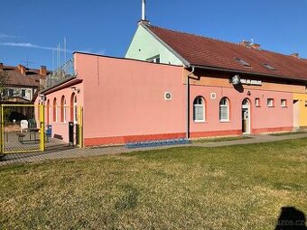 Prodám dům,byt, bývalou hospodu Na Kradlově.