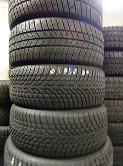 Zimní pneu Nokian a Barum, 225/50/17, 4 ks, 6,5-7 mm