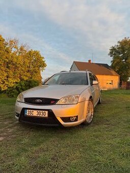 Ford Mondeo ST220