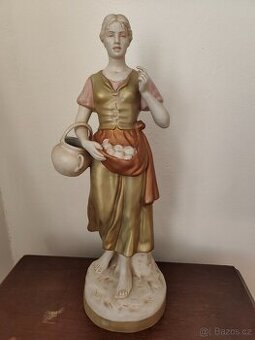 Royal dux veľká porcelánová socha žena s jablkami 52 cm