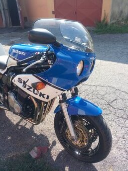 Suzuki 1200