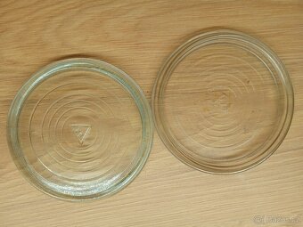 Skleněná víčka k zavařovacím sklenicím