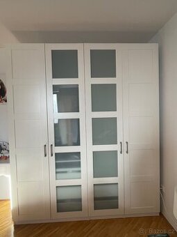 Šatní skříň nová bílá