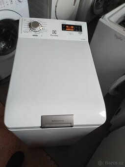 Prodám plně funkční digitální pračku značky Electrolux na 6