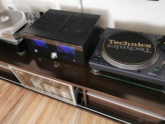 Gramofon Technics SL 1200