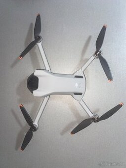 Dji mini 3 s RC ovladačem