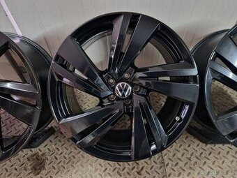 VW Nevada Touareg CR7 Rline 5x112 R20