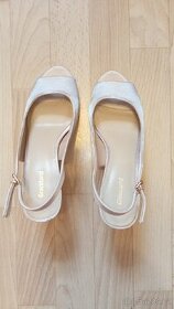 Boty na podpatku