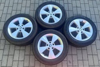 Octavia - 16" Velorum + zimní 205/55 R16 Barum 9mm