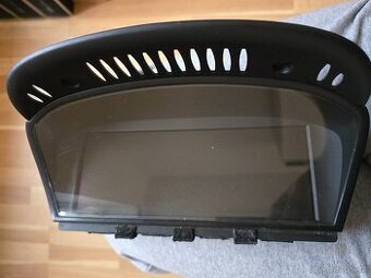 Velký display pro BMW e60/61 8,8 "