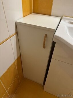 Koupelnová skříňka