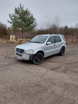 Mercedes Benz Ml 270cdi W163 facelift manuál tažné 3350kg