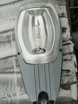 Prodám lampu veřejného osvětlení