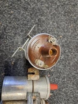 Uloženka cívka 12V škoda 100 1000mb 105 120