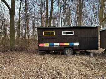 Prodám včelín,kočovný vůz,maringotku