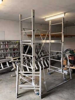 Leseni, plošina, pojezdove, skladaci, lehke duralove.