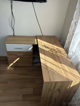 Psací stůl + židle