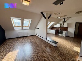 Pronájem bytu 3+kk s parkovacím místem, ul. Rudé Armády, Kar