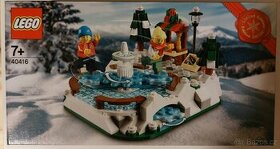LEGO 40416 Kluziště (Ice Skating Rink Holiday & Christmas) - 1