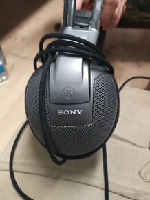 Prodám sluchátka SONY, použité - 1